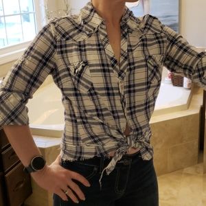 Blue & sliver plaid button up